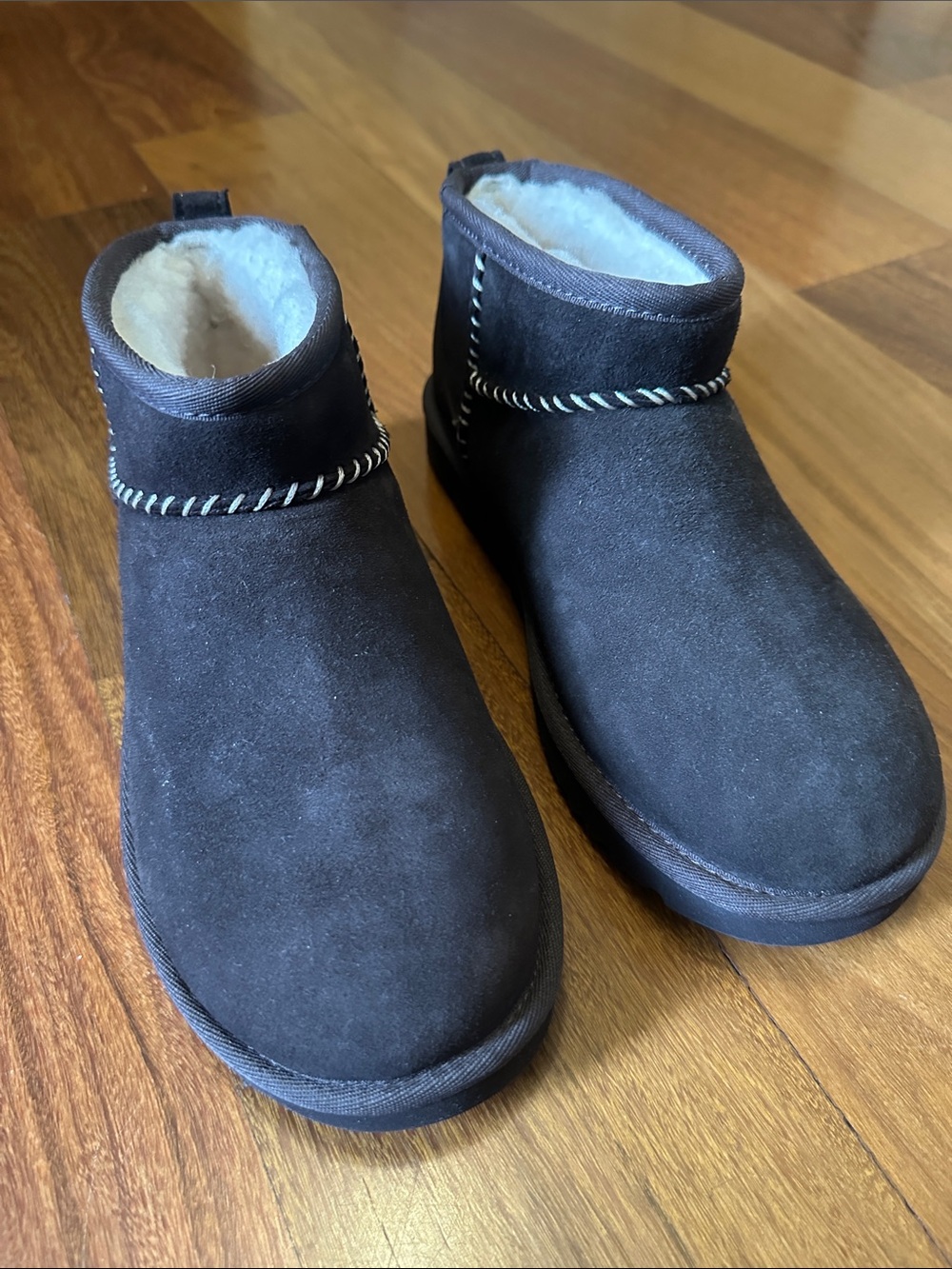 Plush-Lined Suede Ankle Boots in Dark Brown